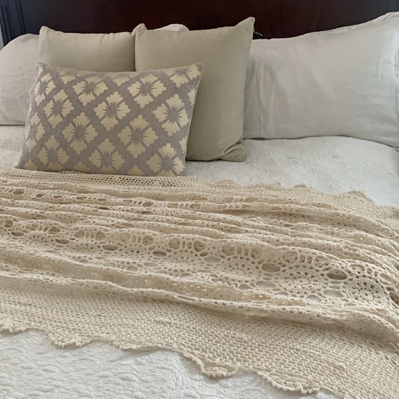 Vintage Hand Crochet Lace Bedspread Coverlet Afghan table cover blanket‎ cream - Picture 14 of 16